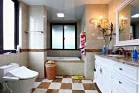 告訴你關(guān)于商務(wù)酒店的特點及裝修設(shè)計?。?！